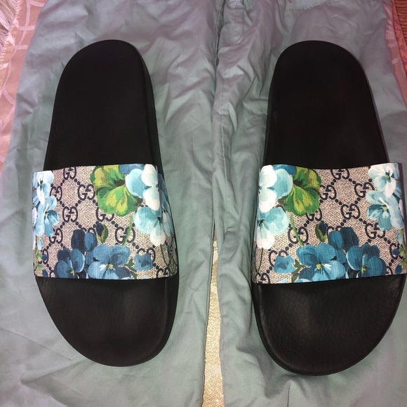 gucci slides bloom blue